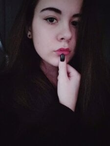 _Horny_Nikkii: Public ( 5 фото)