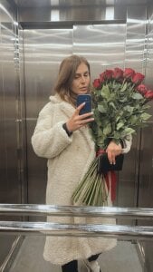 LucyWillow Public Foto