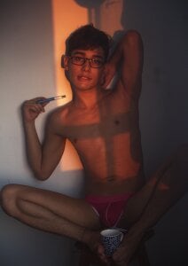 sunlight hot:) od AliottTwink  3 snímek