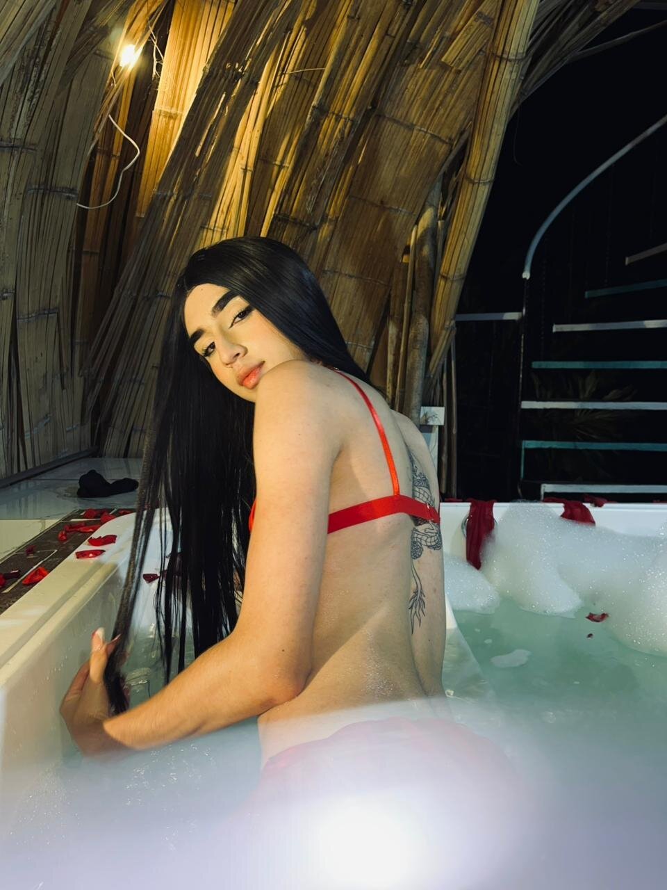 lana_gill1 热门图片 3205