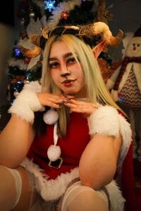 GabyRose9 Merry Christmas👹 Pic