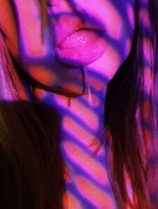 BootyTrisha Tropical sexuality Pic 9