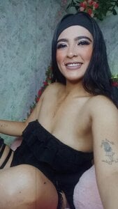 Cleopatracute_ FOLLOW ME DARLING Pic 3