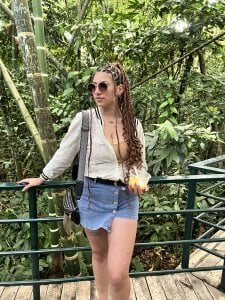 AliceTeenager___ 🍃 Pic 2