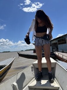 anna-evans09 Mavicure Pic 6