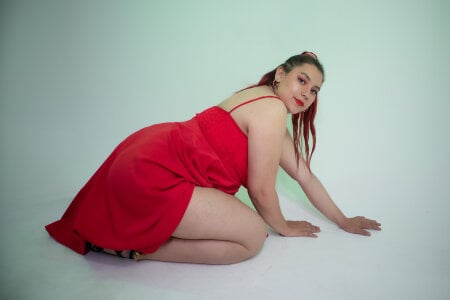 MabelRose1_ Sexy red dress Photo