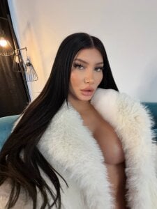 YuliaDesirevska New year naughty me Pic