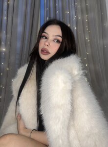 EllieVixen A wonderful start to this year✨ Bilde 9