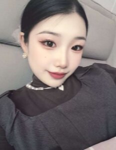 FangFang778 Public Pic