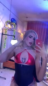 antonella_rosecs Flavor of red night 🍷 Pic