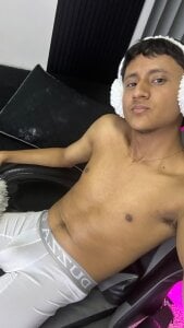 come on! de _Leohot_  6 Imagens