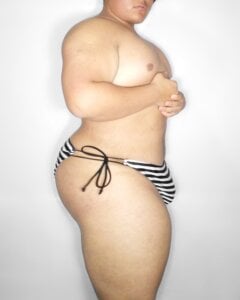 Latinbigass: Big ass ( 2 фото)