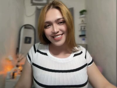 BubbbleButtDemi 💎 Pic