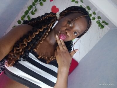 akiracampell Public Pic 5