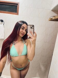 nova_ashford Pick your favorite outfit รูป  4