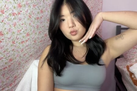 aristanbelle say hii Pic