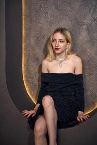 EmmaNovak Christmas! Pic 3