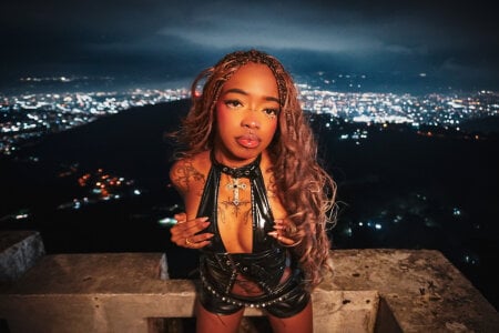 VaiolettMoonUwU Only face Immagine  2