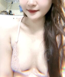 Phuong_Trang Public Pic 2