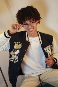 Cj_davis_ RETRO STYLE! Pic