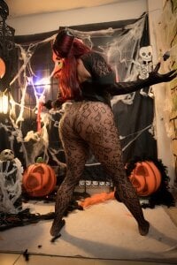 Mehlany_Moretz happy holloween 🎃🎃🎃🎃 Pic 8