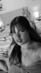 linazaenz Public Pic 2