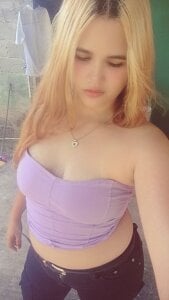 i am de sarahisex219  7 Imagens