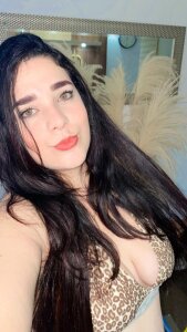 kendal_boobs Hi, I'm Kendal Pic 2