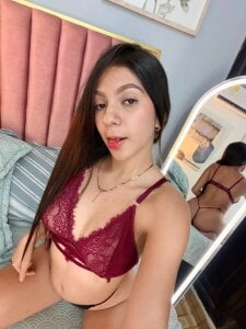 I’m AnnyRoss, your new temptation 🔥😇✨ de AnnyRoss_4  2 photos