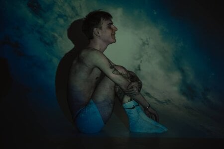 Mark_Ivory Public Gambar