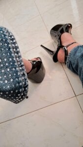 MartinaGuzmann heels Poză 3