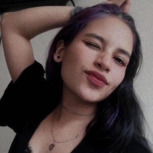 Hailey_Pink