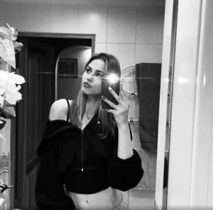 Evva_mayyPublic图片 5