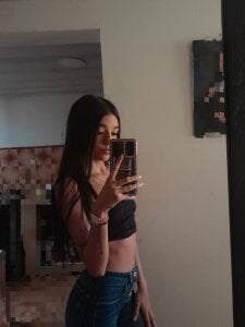 zoe_vega18 Public Pic 2