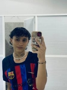 YuanDelux Public Pic