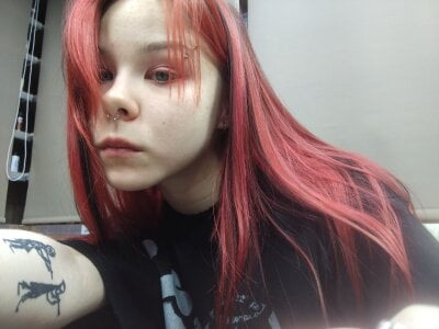 JeannineYngsdal's XXX Nude Photo 2