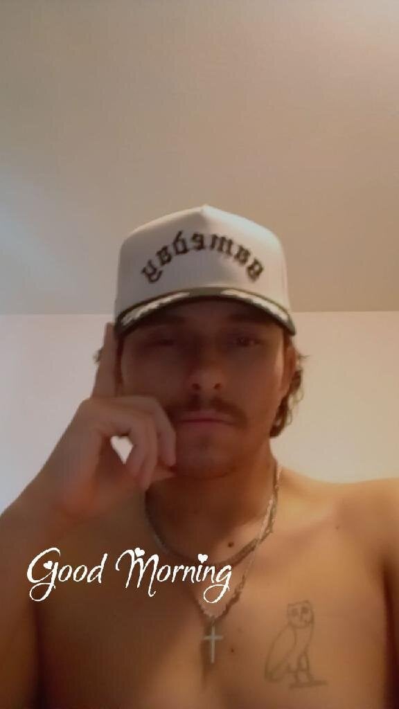 WhiteMamba6910 Me Fotka