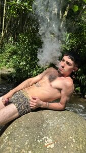 NikoStone_ river day! Hình