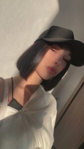 Molly__Cutie Public Pic 7