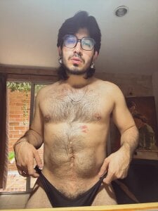 Ackerman_Eren_ Hairy body and chest, come and lick every part of me! Pic 2