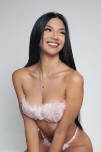 About me de Jazmiin_Evans  4 Imagens