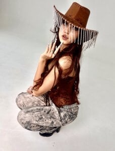 TiffanyYounge Sexual Pic 4