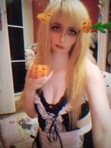 lovely_nekochan Happy Halloween 🎃👻🕸️🍬🍫🦴 Pic