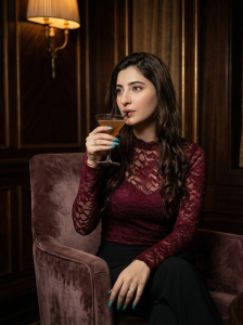 Public de ZoeHills  3 Imagens