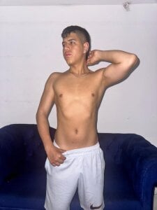 Angel_Khouri “Effortless masculinity.”🍆🔥💪🏻 صورة واحدة|Angel_Khouri “Effortless masculinity.”🍆🔥💪🏻 صورتان|Angel_Khouri “Effortless masculinity.”🍆🔥💪🏻  5 صور|Angel_Khouri “Effortless masculinity.”🍆🔥💪🏻  5 صورة