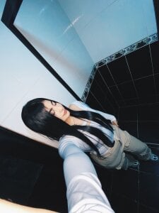 Hanna_Lee4 Public Kuva