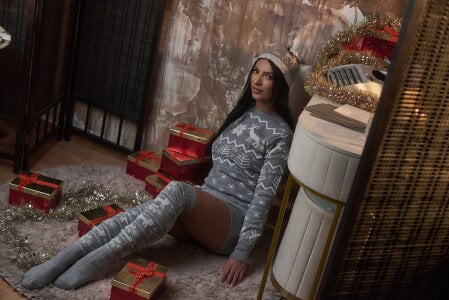 KinkyAmelie Holiday Heat 사진 4