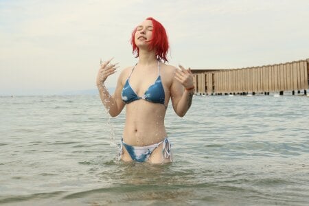 NaomiYoru At sea Pic 7