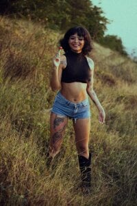 Thayla_brincee