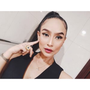 Aurora_Williams___ Public Pic